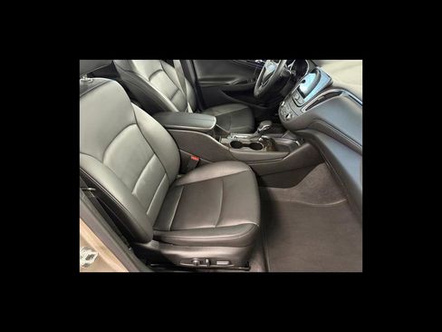 Used 2024 Chevrolet Malibu LT FWD image 18