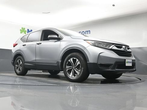 Used 2017 Honda CR-V LX image 25
