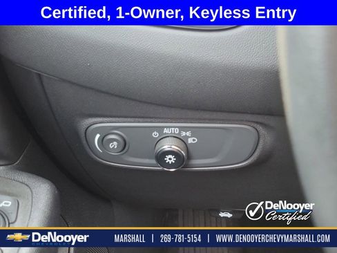 Used 2022 Chevrolet Equinox LT w/ LPO, Floor Liner Package image 12