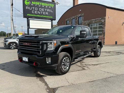Used 2022 GMC Sierra 3500 AT4 AWD/4WD image 3