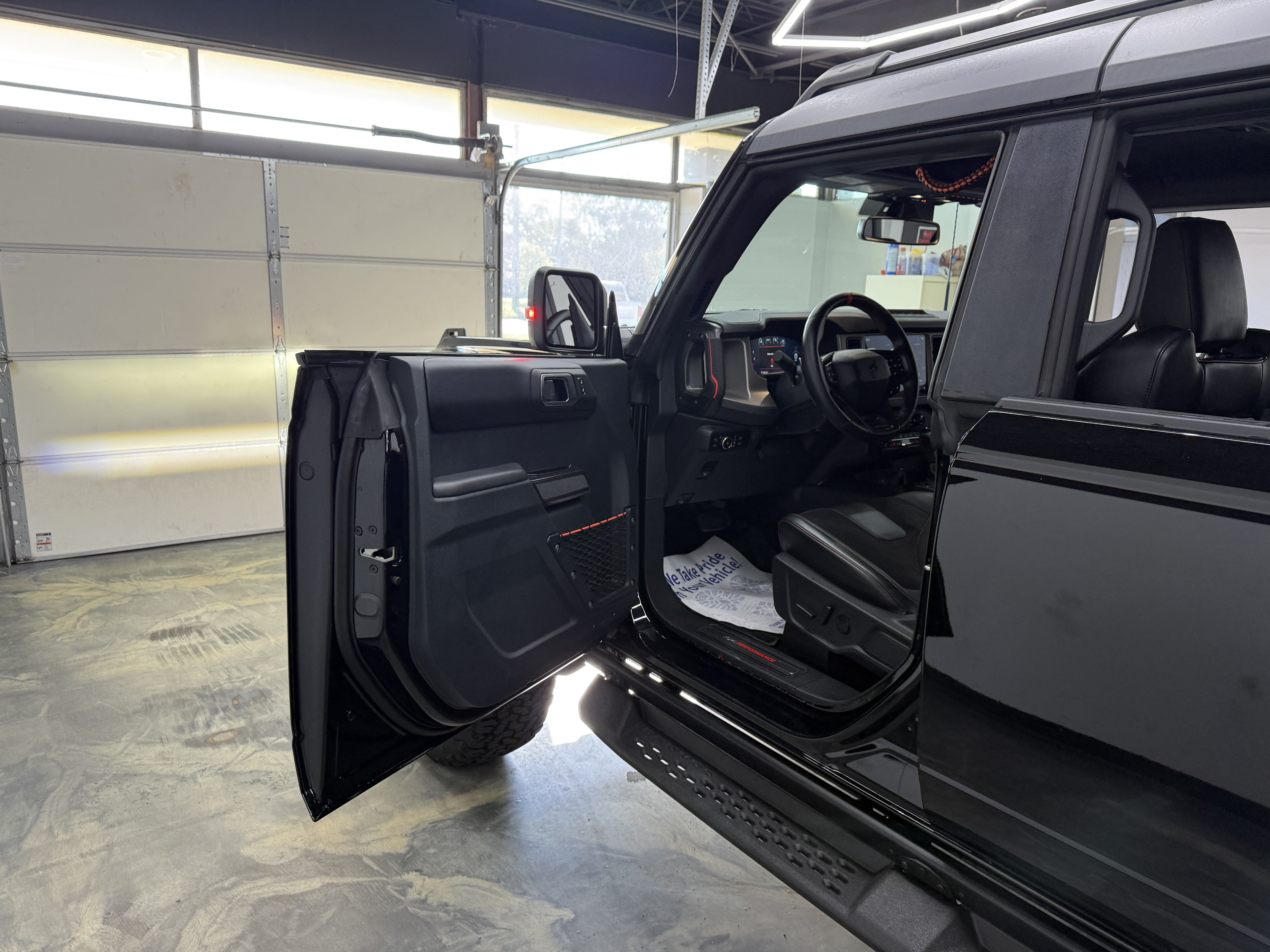 Used 2024 Ford Bronco Raptor w/ Interior Carbon Fibre Pack AWD/4WD image 8