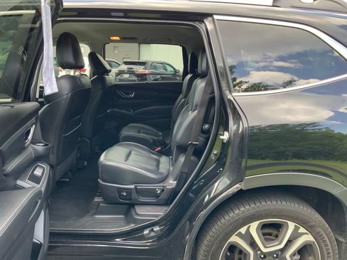 Used 2023 Subaru Ascent Limited AWD/4WD image 23