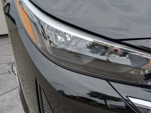 New 2025 Nissan Sentra S image 9