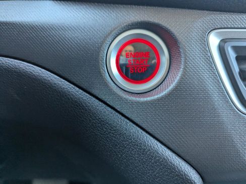 Used 2025 Honda Ridgeline Sport image 18