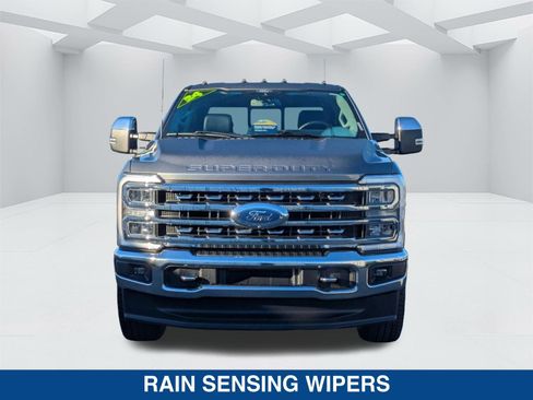 Used 2024 Ford F250 Lariat w/ Chrome Package image 8