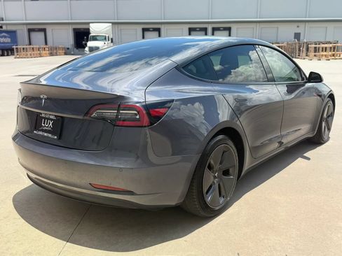Used 2021 Tesla Model 3 Standard Range Plus RWD image 7