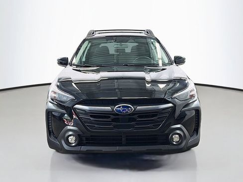 Used 2023 Subaru Outback Premium AWD/4WD image 2