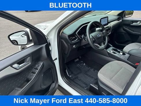 Used 2020 Ford Escape SE FWD image 26