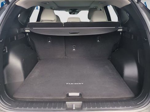 Used 2022 Hyundai Tucson Limited image 27