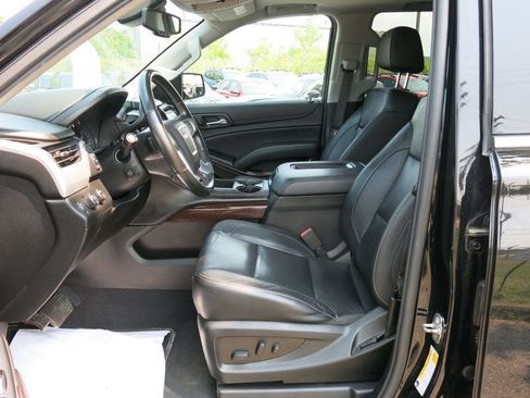 Used 2020 GMC Yukon SLT AWD/4WD image 5