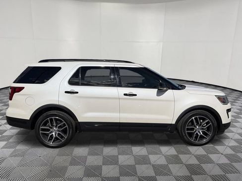Used 2018 Ford Explorer Sport w/ Equipment Group 401A AWD/4WD image 11