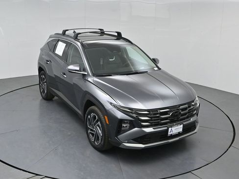 Used 2025 Hyundai Tucson Limited AWD/4WD image 40