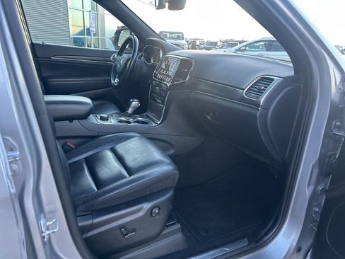 Used 2021 Jeep Grand Cherokee Limited image 10