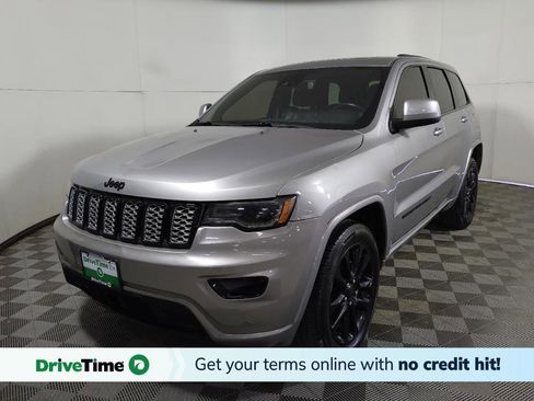 Used 2021 Jeep Grand Cherokee Laredo X AWD/4WD image 1