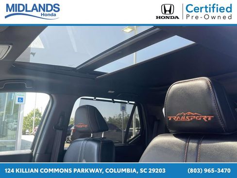 Certified 2025 Honda Pilot TrailSport image 17