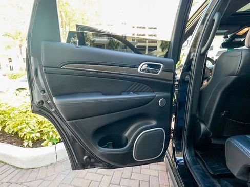 Used 2018 Jeep Grand Cherokee Trackhawk AWD/4WD image 71