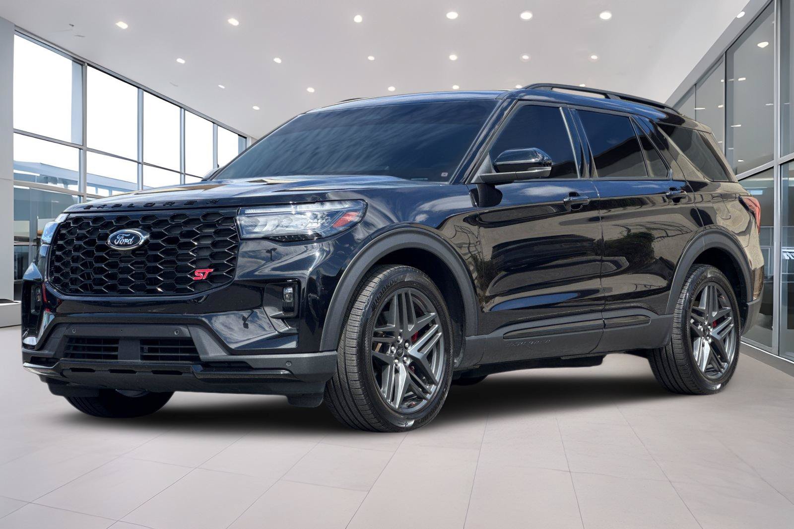 Used 2025 Ford Explorer ST w/ Sun And Sound Package AWD/4WD image 8