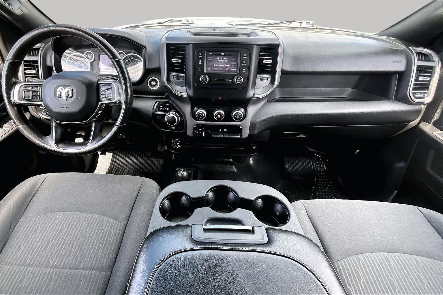 Used 2022 RAM 2500 Tradesman w/ Chrome Appearance Group AWD/4WD image 16