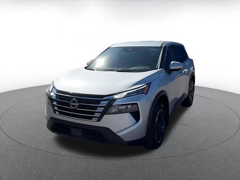 Used 2025 Nissan Rogue SV image 7