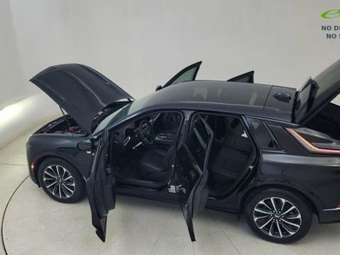 Used 2025 Cadillac Lyriq Sport AWD/4WD image 87