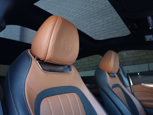 Used 2021 Mercedes-Benz AMG GT 63 S w/ Executive Rear Seat Package image 32