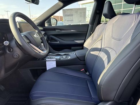New 2026 INFINITI QX60 Sport w/ Dark Cargo Package AWD/4WD image 12