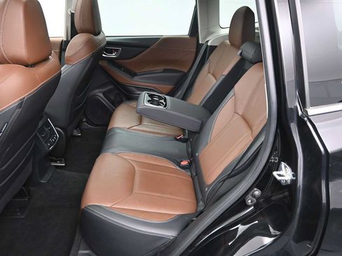 Used 2023 Subaru Forester Touring AWD/4WD image 8