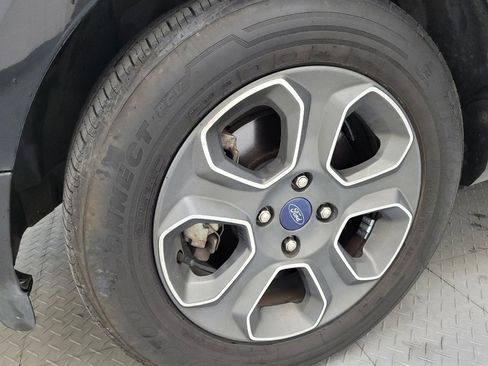 Used 2020 Ford EcoSport S image 31