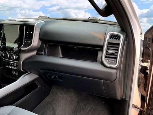 Used 2023 RAM 1500 Big Horn image 29
