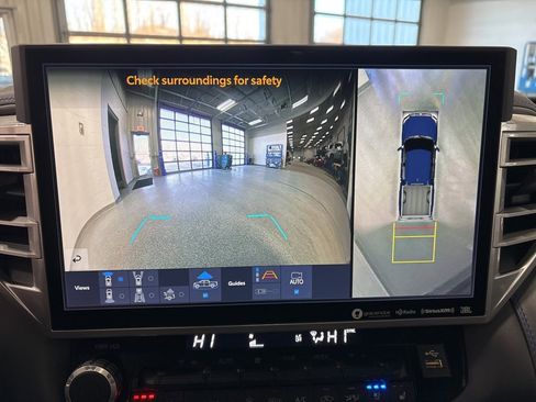 Used 2022 Toyota Tundra Platinum image 19