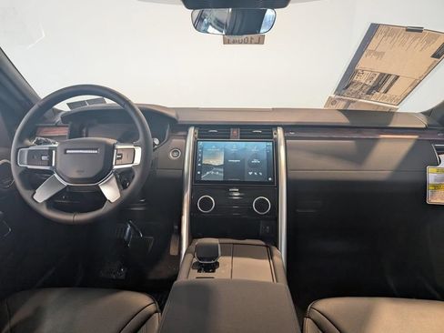 New 2026 Land Rover Discovery S AWD/4WD image 12