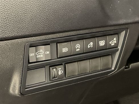 New 2026 Toyota Tundra SR5 image 12