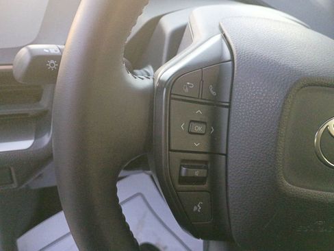 Used 2025 Toyota Prius LE image 23