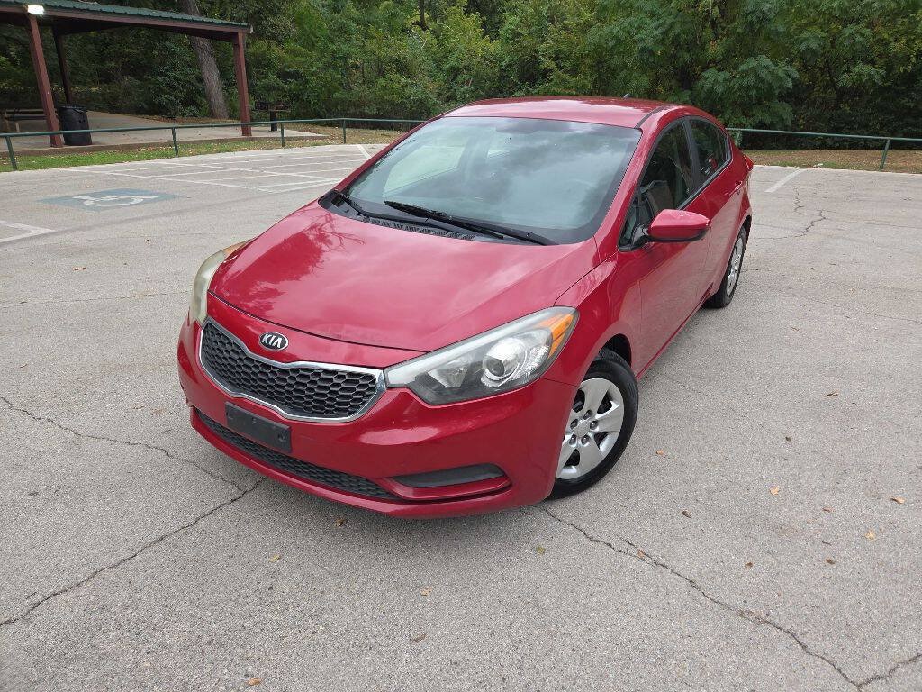 Used 2016 Kia Forte LX FWD image 2