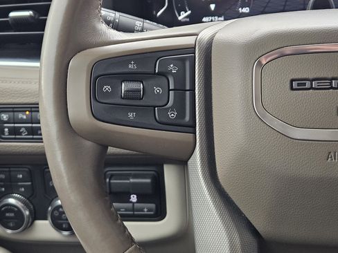 Used 2023 GMC Yukon XL Denali w/ Denali Reserve Package image 29