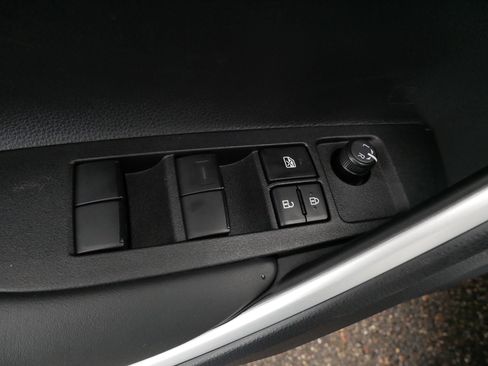 Certified 2026 Toyota Corolla Cross SE w/ Moonroof Package image 19