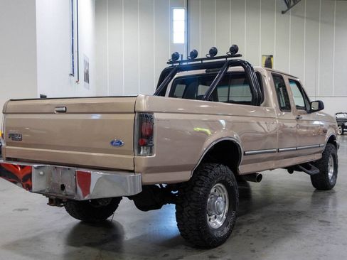 Used 1997 Ford F250 2WD SuperCab Heavy Duty image 7