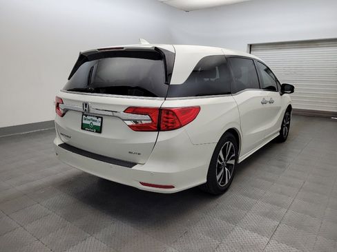 Used 2018 Honda Odyssey Elite image 9