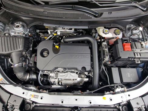 New 2026 Chevrolet Equinox LT w/ Safety and Technology Package image 33