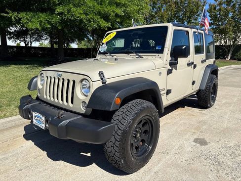 Used 2017 Jeep Wrangler Unlimited Sport w/ Trailer Tow Group AWD/4WD image 4