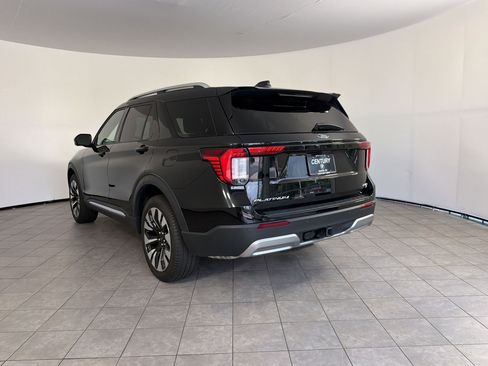 Used 2025 Ford Explorer Platinum w/ LUX Leather Package AWD/4WD image 3