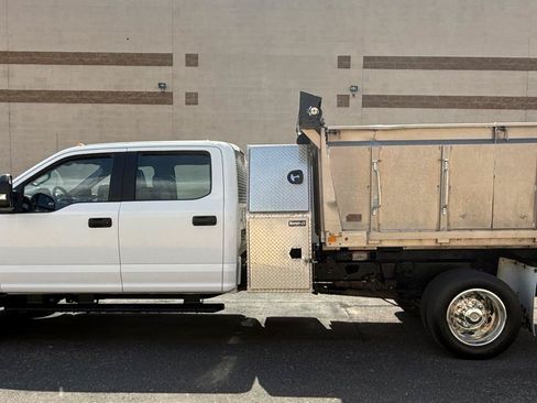 Used 2017 Ford F450 XL w/ Power Equipment Group RWD image 6