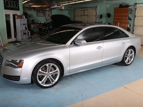 Used 2013 Audi A8 L 4.0T w/ Comfort Pkg image 28