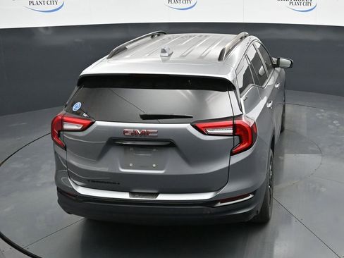 Used 2023 GMC Terrain SLE w/ Driver Convenience Package FWD image 23