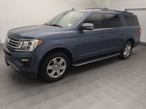 Used 2018 Ford Expedition Max XLT w/ Equipment Group 202A RWD image 2