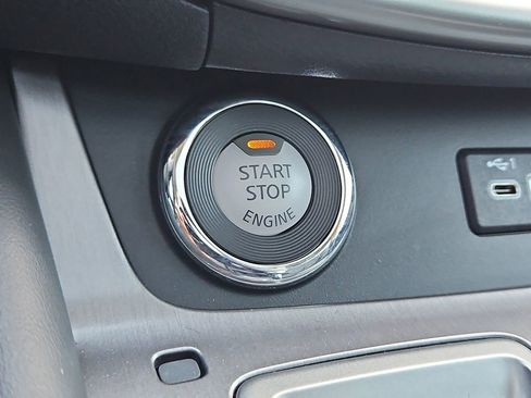 Used 2023 Nissan Murano SL w/ SL Moonroof Package FWD image 24
