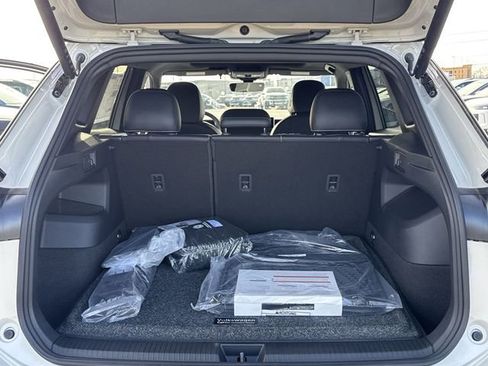 New 2026 Volkswagen Tiguan SE R-Line AWD/4WD image 10