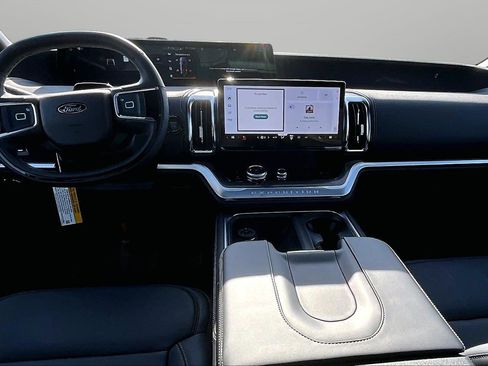 New 2025 Ford Expedition Max Platinum w/ Stealth Performance Package image 5