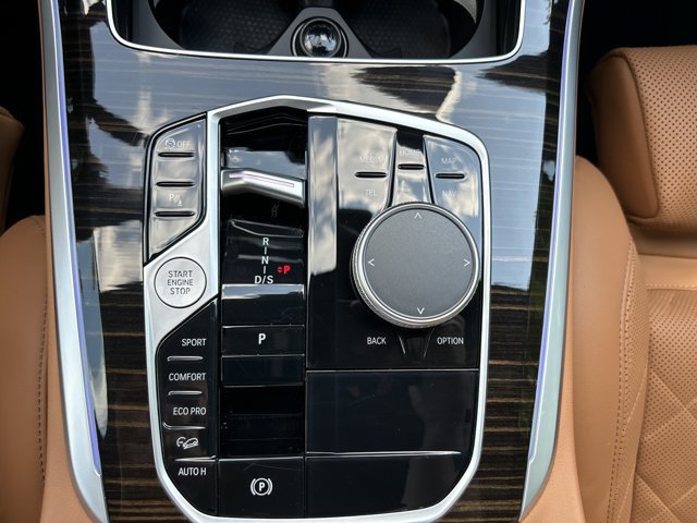 Certified 2025 BMW X5 xDrive40i AWD/4WD image 12