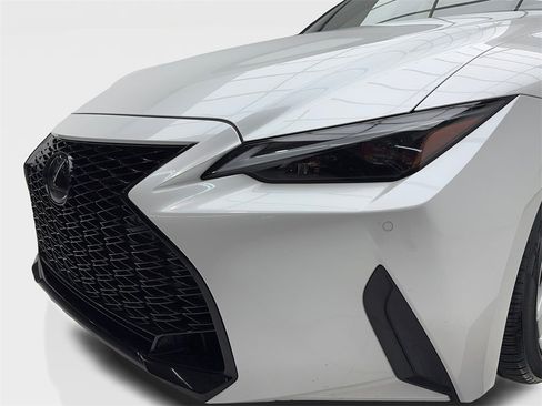 Used 2023 Lexus IS 300 300 CAM,SUNROOF,CLMT STS,BLIND image 5